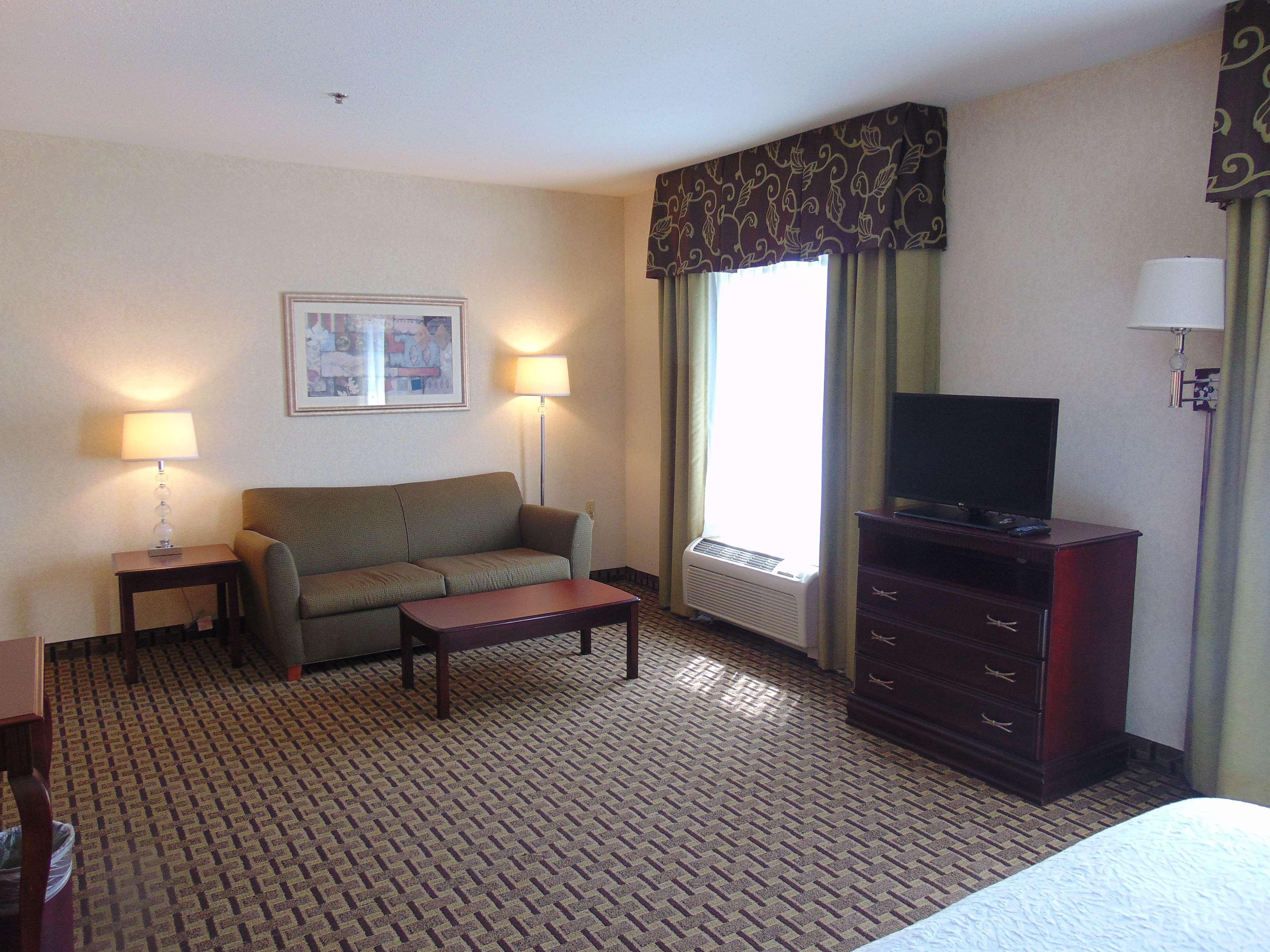 Hampton Inn & Suites Cleveland-Mentor Bagian luar foto