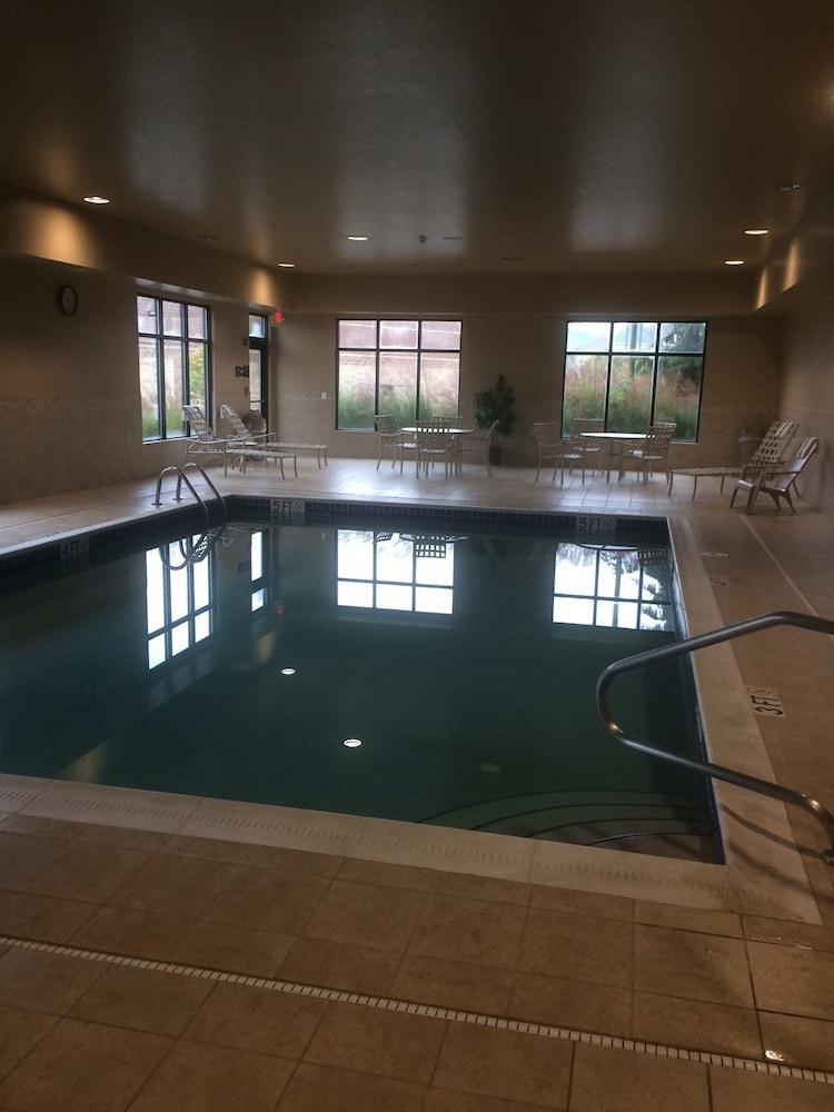 Hampton Inn & Suites Cleveland-Mentor Bagian luar foto