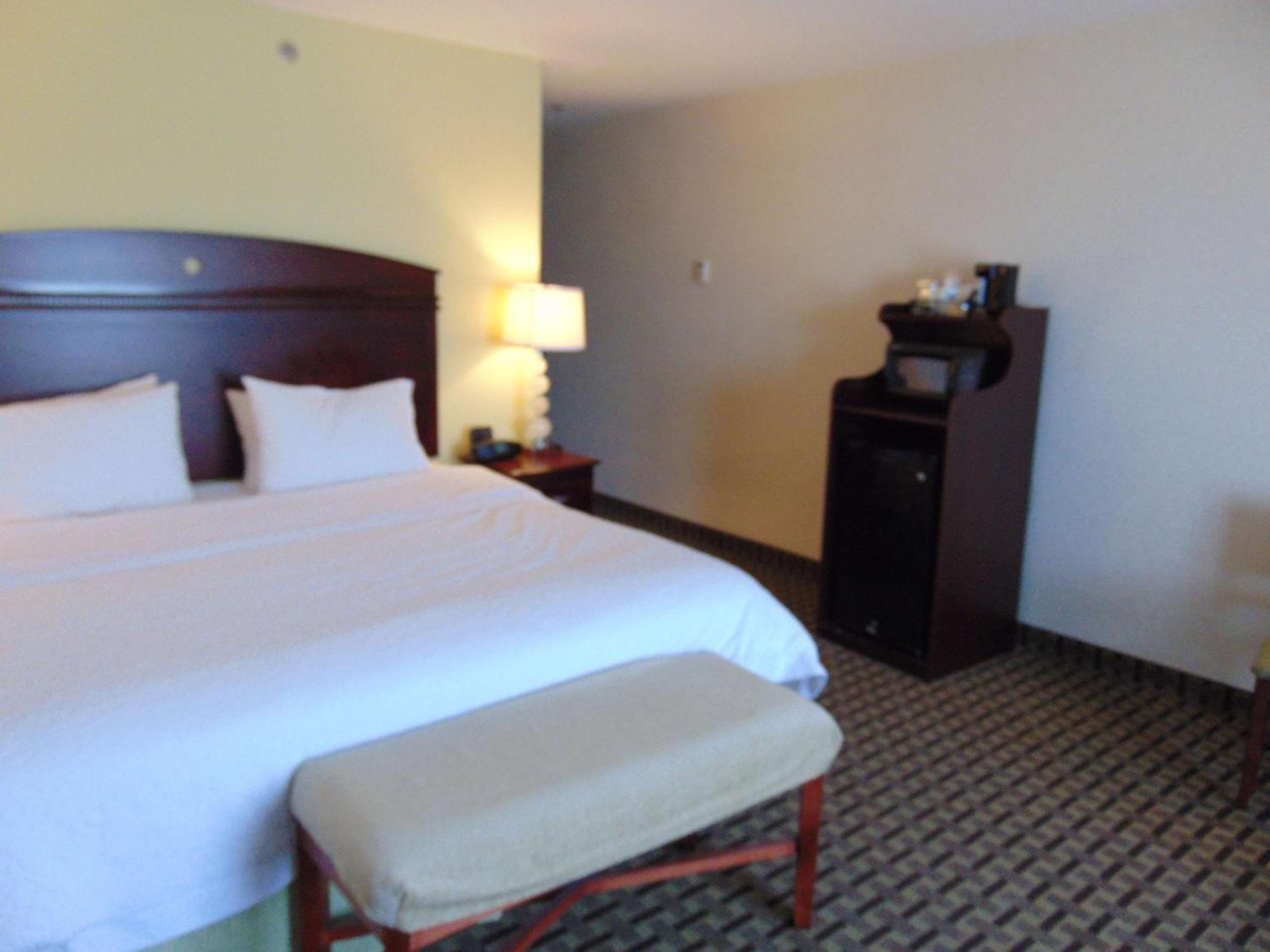 Hampton Inn & Suites Cleveland-Mentor Bagian luar foto